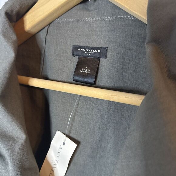 Ann Taylor Utility Jacket Womens 4‎ Zip Up Belted Army Green Lightweight Classic - Picture 4 of 9